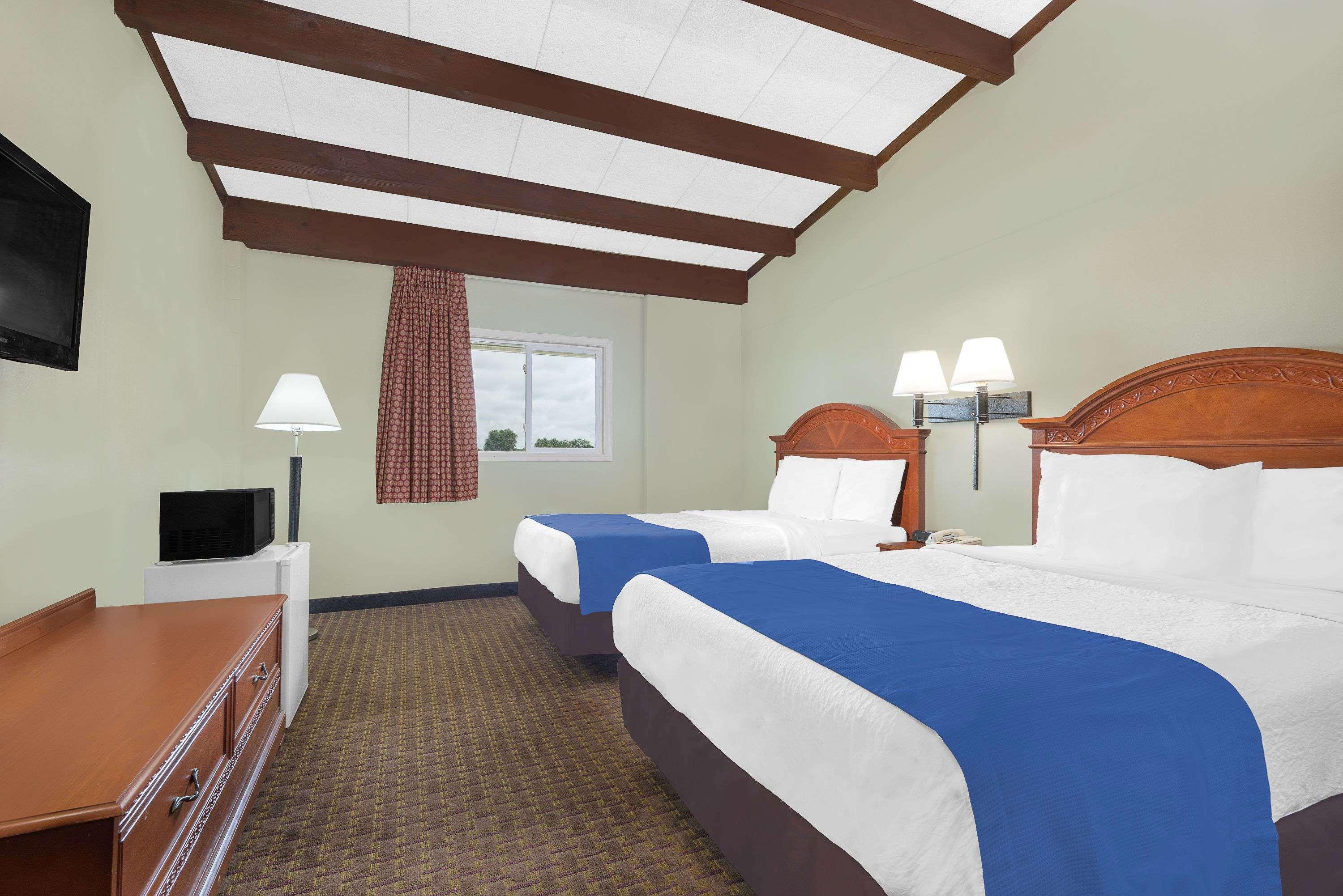 Travelodge Лайма Экстерьер фото
